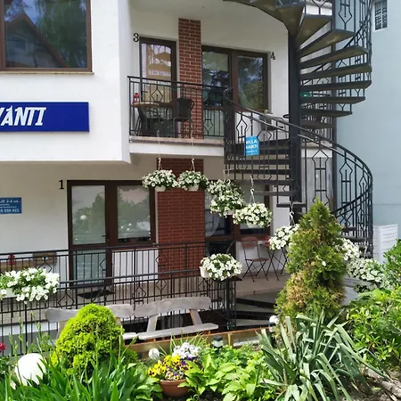 Avanti 3*